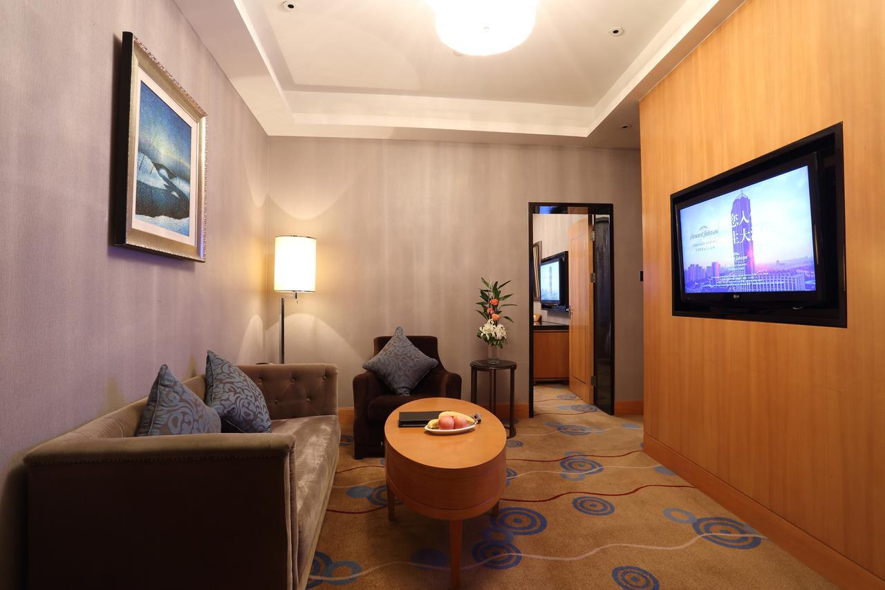 Howard Johnson Kaina Plaza Changzhou Changzhou  Exterior foto
